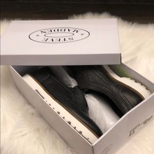 Steve Madden Oxfords
